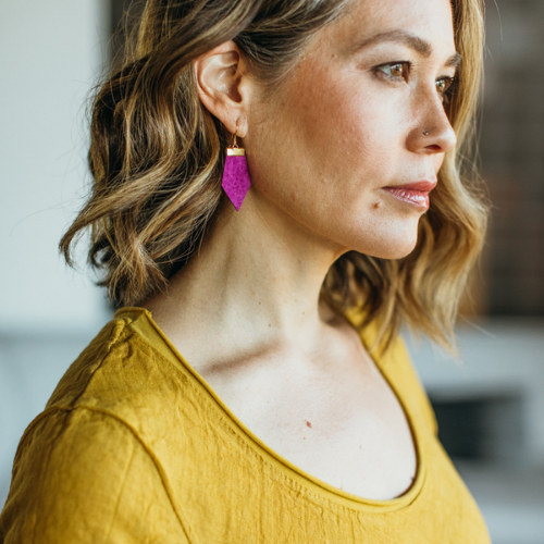 Summer Accessories 2021: Daly Bird Mini Evy Leather Earrings in Fuchsia Suede